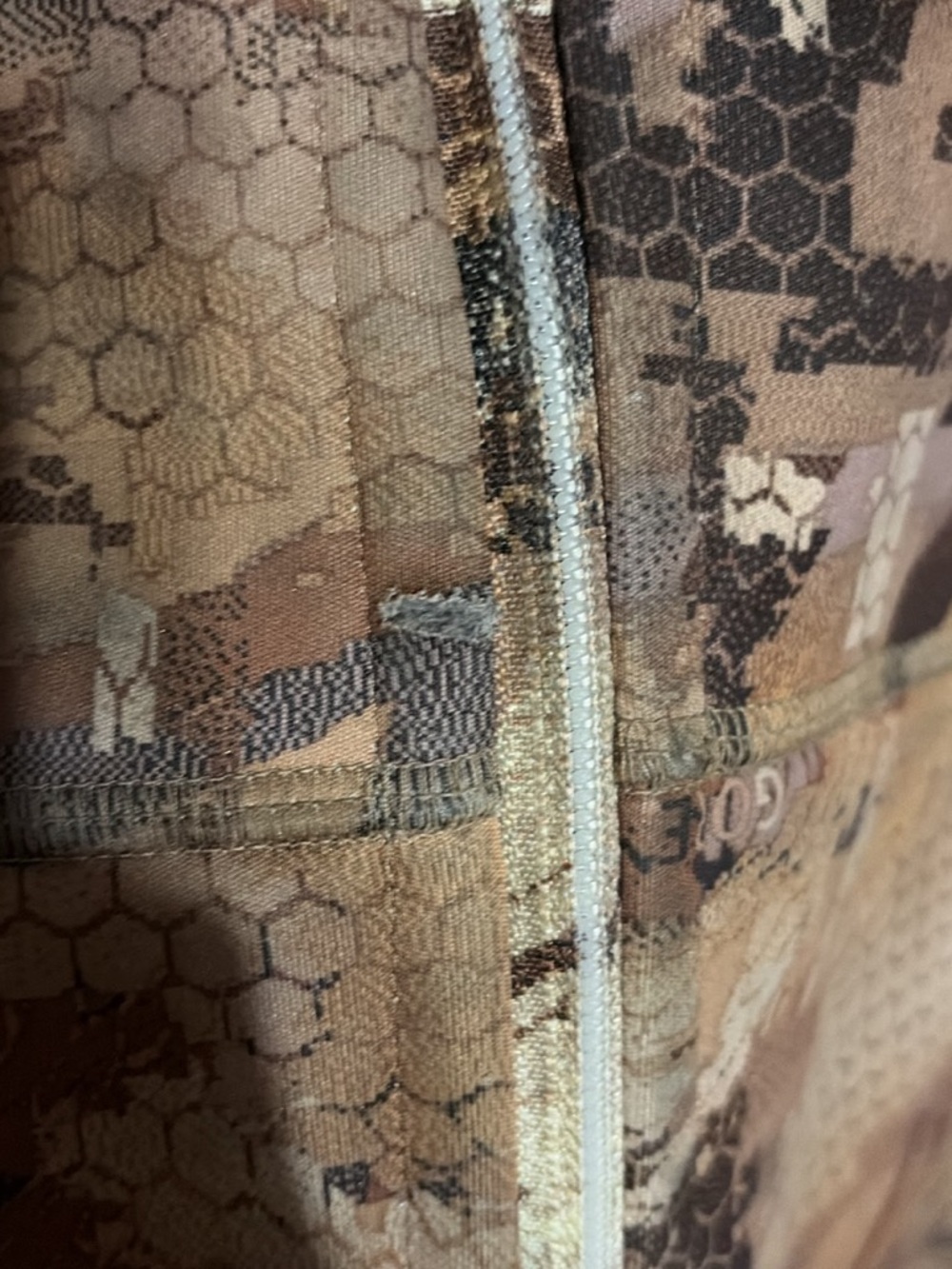 Men's Camouflage Performance Zip Jacket - Brown Camo - Picture 2 of 3